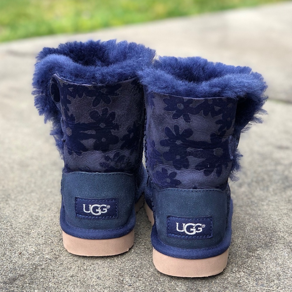 Bailey button Navy Embossed Floral boots f…